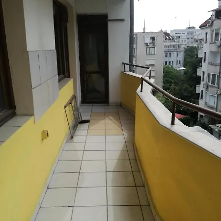 Apartment Tedi Lazur